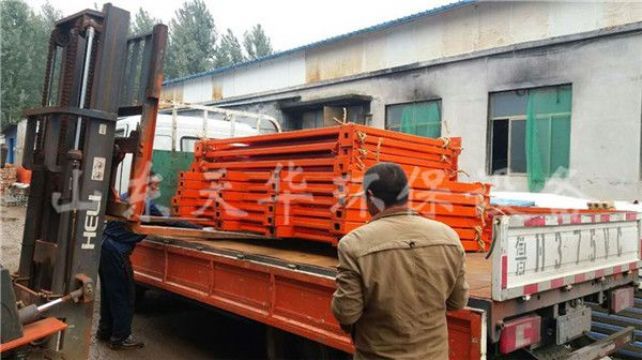 點擊查看詳細信息<br>標題：發貨現場 閱讀次數：1785